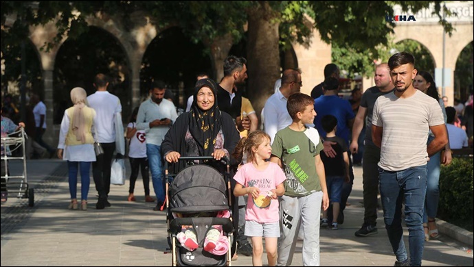 Urfalılar Yozgat'a kaydırılan 72 Milyon Avroluk yatırıma sert tepki gösterdi-(VİDEO)