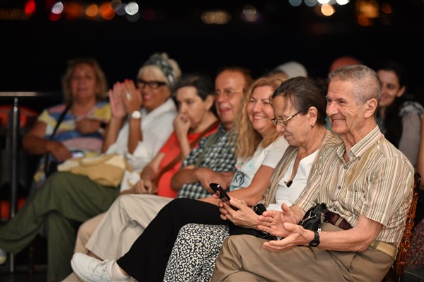  “Üsküdar’da Dinler İken