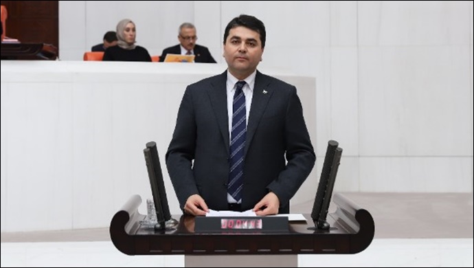 Uysal: “19 Mayıs başkalarının yazdığı bir yazgıya başkaldırıdır”