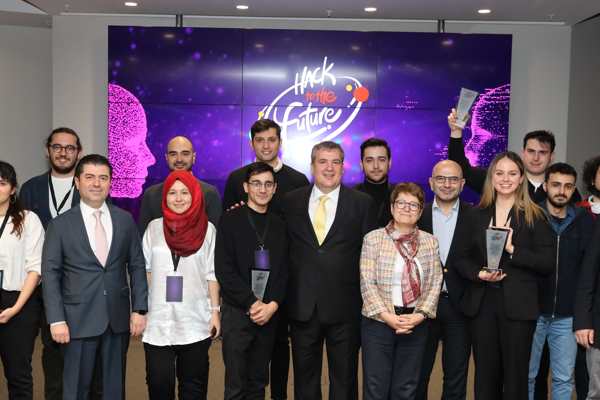 VakıfBank hackathonunda sürdürülebilirlik ve oyunlaştırma baş roldeydi