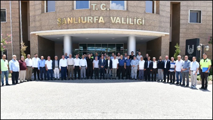 Vali Şıldak, muhtarlarla bir araya geldi
