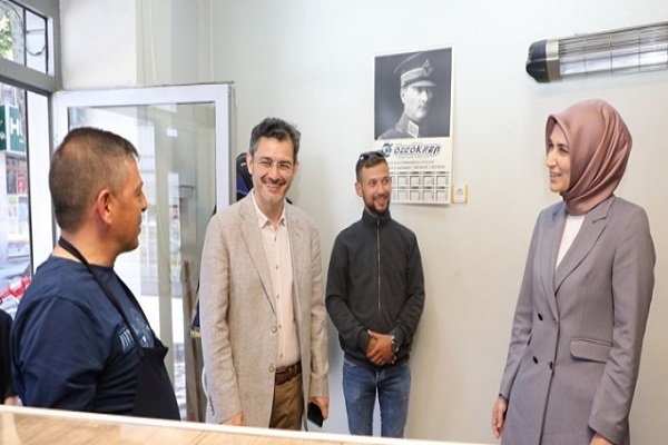 Vali Yiğitbaşı, Afyonkarahisar esnafını gezdi