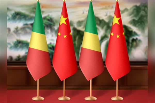 Xi Jinping Kongo Cumhuriyeti Cumhurbaşkanı Nguesso'yla görüştü