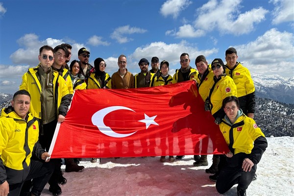 Yazıcıoğlu, Afyonkarahisar'da vefa tırmanışıyla anıldı