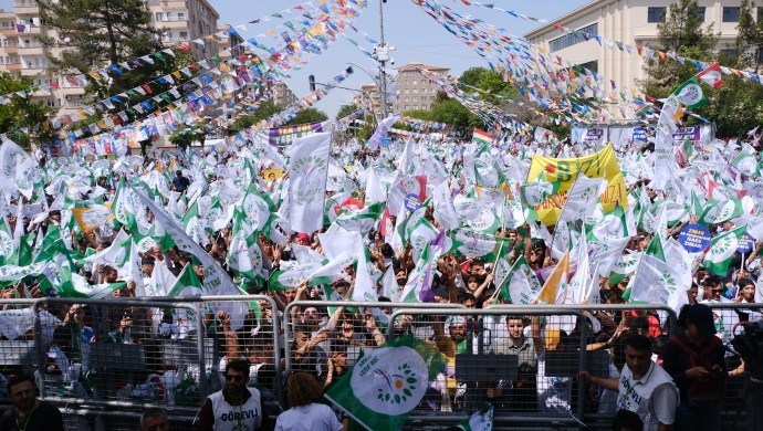 Yeşil Sol Parti 63 milletvekili kazandı