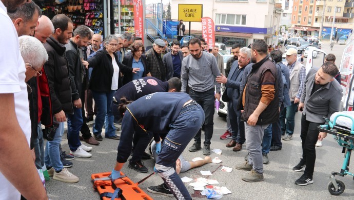 Yeşil Sol Parti’nin Gebze konvoyunda kaza