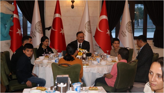 Yetim Çocuklar Unutulmaz Bir Ramazan Yaşıyor-(VİDEO)