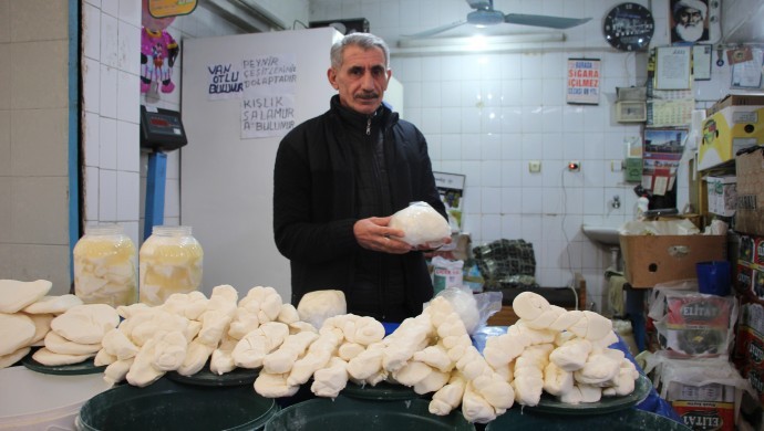 Zamlardan sonra peyniri gramla almaya başladılar